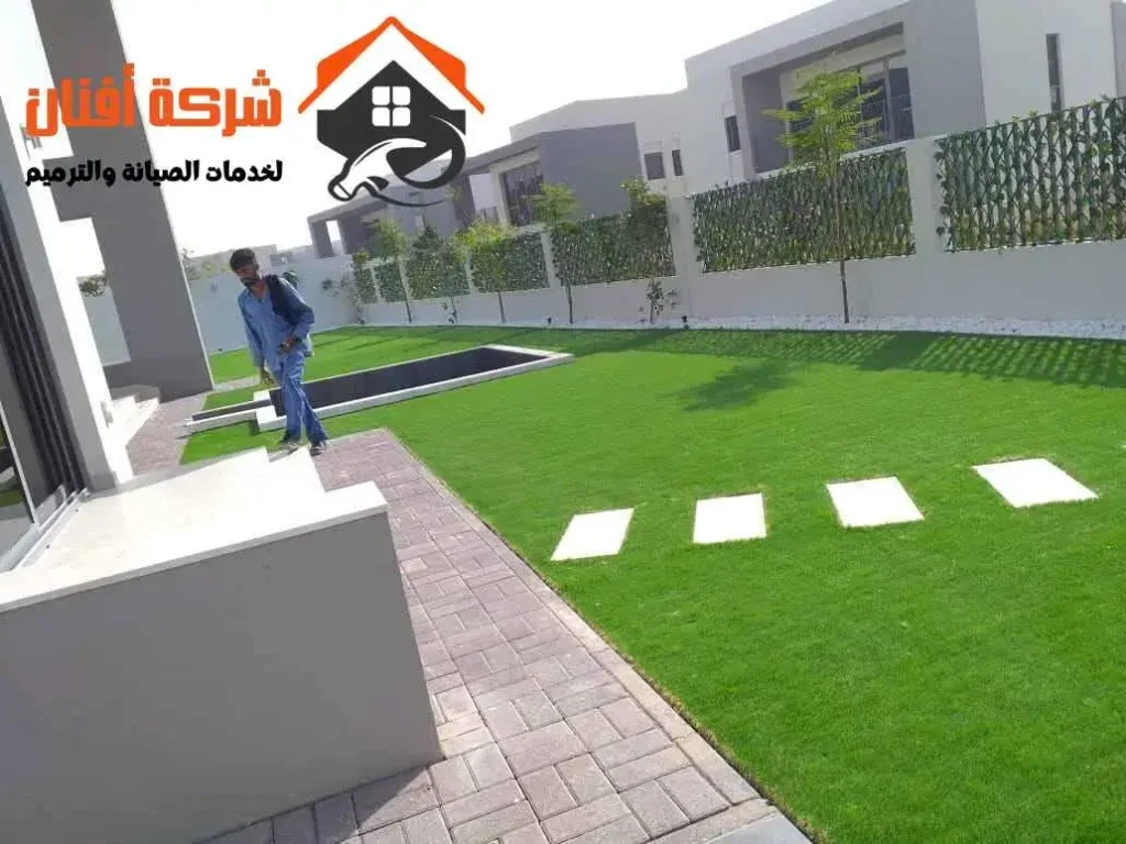 افضل شركة لتصميم حديقة عشب طبيعي
